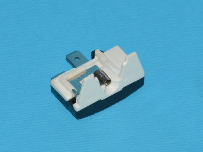Защита компрессора от перегрузки для морозильной камеры Hisense HK1898860